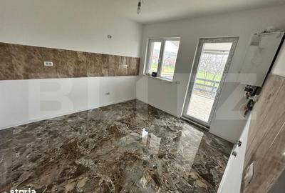 Casă cu 4 camere cu Teren 570 Mp în Tomești - 3