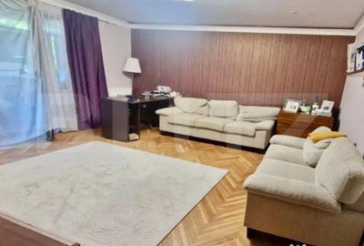 Apartament cu 4 camere decomandat, mobilat în Sărari - 3