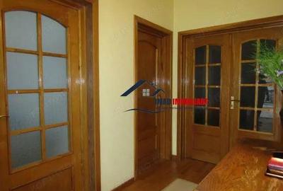 Zona Excelenta! Vanzare Casa Centru - zona Spital Judetean! - 5