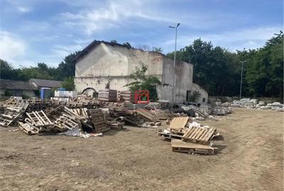 Teren de 5915 mp, în Central - 9