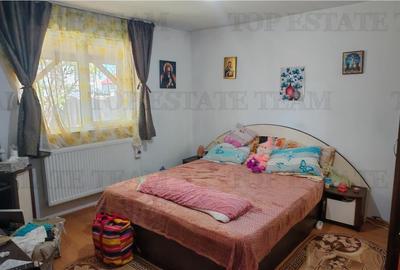 Casa pe parter 3 camere, teren 512mp, foisor, terasa, magazie, cu toate utilitat - 12