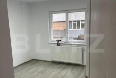 APARTAMENT 3 CAMERE DECOMANDAT IN ZONA DEOSEBITA CU VEDERE S - 9