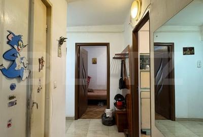 Apartament 3 camere, 62 mp, geam la baie, zona Universitate