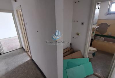 Apartament 2 camere etaj 4/4 Carrefour Precista Apartament 2 camere etaj 4/4 Carrefour Precista - 1