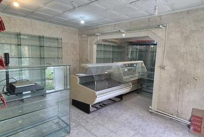 Spațiu comercial, de 38 mp, în Km 4 - 9