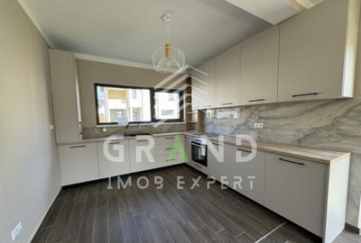 TOTUL NOU!Casa individuala,4 camere,3 BAI,TERASA,GARAJ,zona - 19