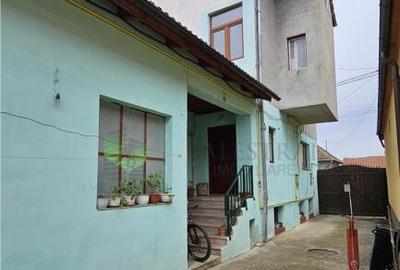 CASA HARMAN SINGUR CURTE 200000 EURO - 2