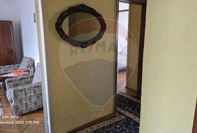 Apartament cu 4 camere decomandat, mobilat în Central - 4