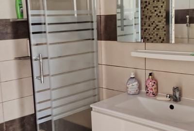 Casă individuală cu 7 camere cu Canalizare în Central - 11