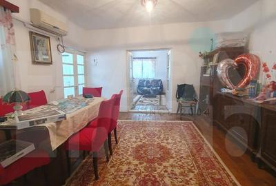 Casă cu 3 camere cu Teren 861 Mp în Central - 9