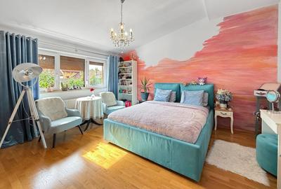 Casă individuală cu 10 camere cu Canalizare în Fratelia - 11