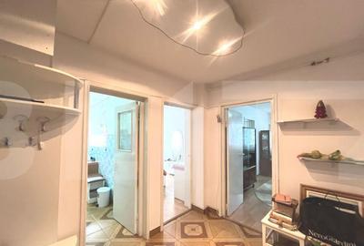 Apartament cu 3 camere decomandat zona centrala si lini - 6