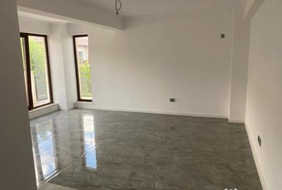 Apartament cu 2 camere decomandat în Jiului - 13