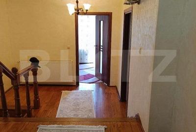 Casă cu 6 camere cu Teren 300 Mp în Central - 12