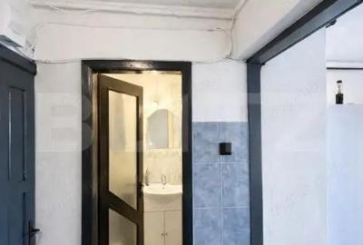 Garsonieră decomandată în Central - 2