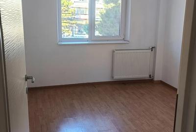 Inchiriez apartament - 5