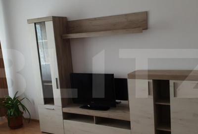 Apartament cu 2 camere decomandat, mobilat în Central
