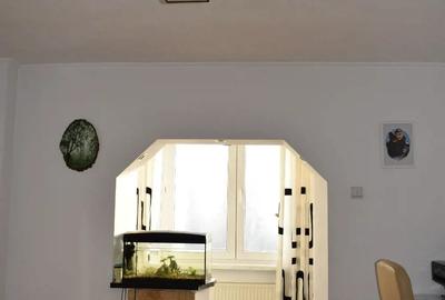 Inchiriez apartament 2 camere decomandat Centru Civic Brasov Inchiriez apartament 2 camere decomandat Centru Civic Brasov - 3