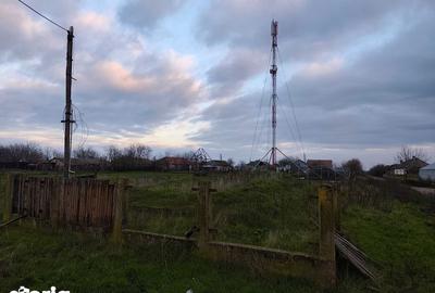 Teren de 2700 mp, în Central - 5