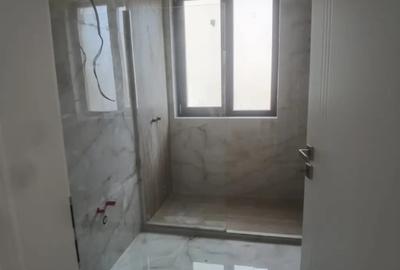 Casă cu 5 camere în Giroc