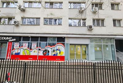 Spațiu comercial, de 68 mp, în Titan - 5