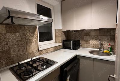 Inchiriez apartament 2 camere metrou Romancierilor - 3