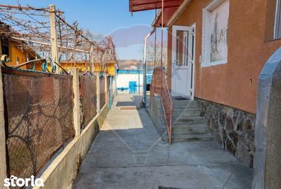 Casă cu 3 camere cu Teren 617 Mp în Central - 2