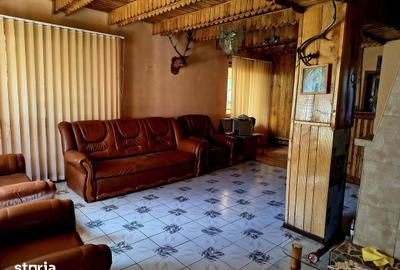 Casă cu 4 camere cu Teren 1000 Mp în Tractorul - 6