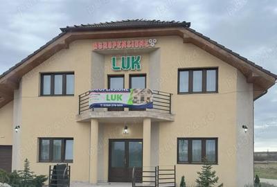 Casă cu 5 camere în Central - 2