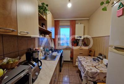 Apartament decomandat 36 mp utili 2 camere mobilat utilat Vasile Aaron - 3
