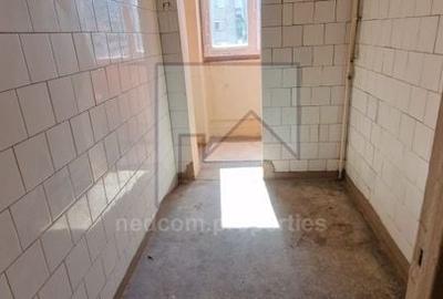 Vanzare apartament 3 camere - 9