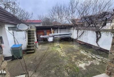 Casă cu 6 camere cu Teren 800 Mp în 14 Mai - 18