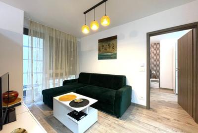 Apartament cu 2 camere semidecomandat, mobilat în Soarelui
