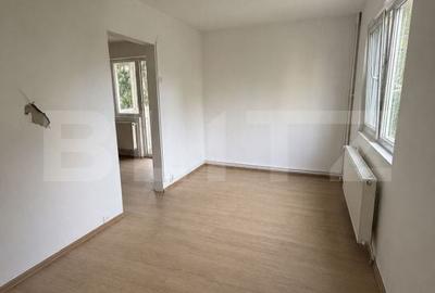 Apartament cu 3 camere semidecomandat în Central - 4