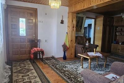 Casă cu 4 camere cu Teren 5500 Mp în Lerești - 12