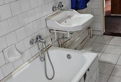 Casa de vânzare în stațiunea Azuga - 18
