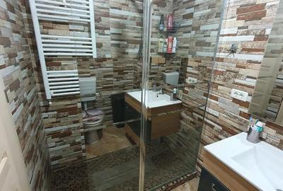 Apartament cu 4 camere decomandat în Alfa - 6