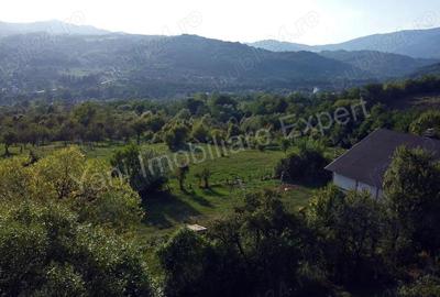 Casa de vanzare in comuna Corbeni, jude? Arge?. - 3