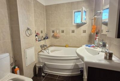 Apartament 4 camere spatios, Piata 1 mai, prima inchiriere - 12