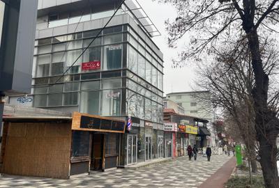 Spațiu comercial, de 6 mp, în Țiglina 1 - 3