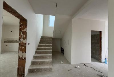 Casă individuală cu 5 camere cu Canalizare în Moșnița Nouă - 4