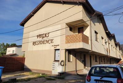 OPORTUNITATE! Casa 3 camere + Mansarda la 3 min de La strada si 12 de metrou - 19