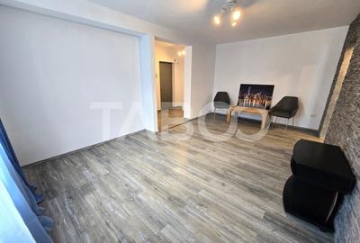 Apartament cu 2 camere semidecomandat, mobilat în Ștrand - 2