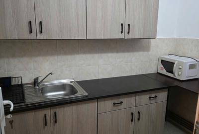 Garsonieră decomandată, mobilată în Exterior Vest - 3