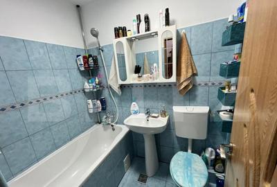 Apartament de vanzare, cu 3 camere, 63 mp, zona hipodrom 4 - 4