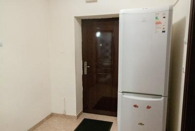 Garsonieră decomandată, mobilată în Vitan Mall - 7