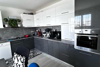 Casa de vanzare sau schimb parter + mansarda - 1