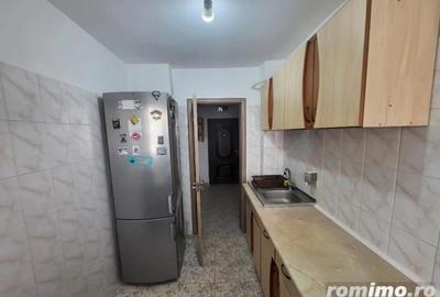 Garsonieră decomandată în Gării