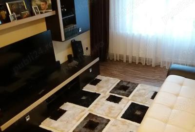 Apartament cu 3 camere decomandat în Micro 17 - 2