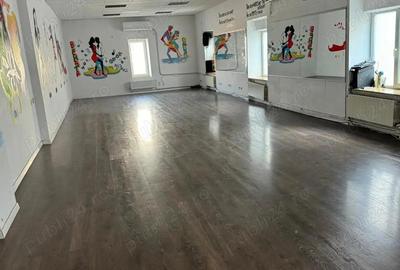 Piata Unirii, spatiu 100 mp - 1